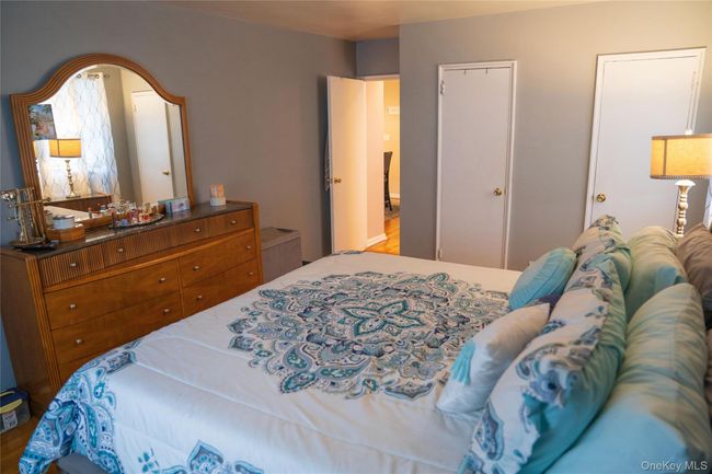 View of bedroom | Image 8