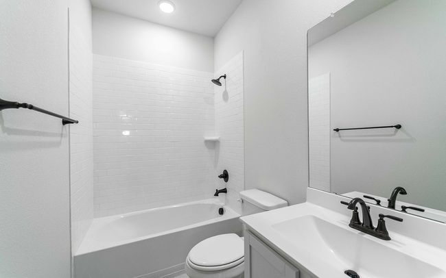 2408 Hollyhill Way, House other with 3 bedrooms, 2 bathrooms and null parking in Sherman TX | Image 12