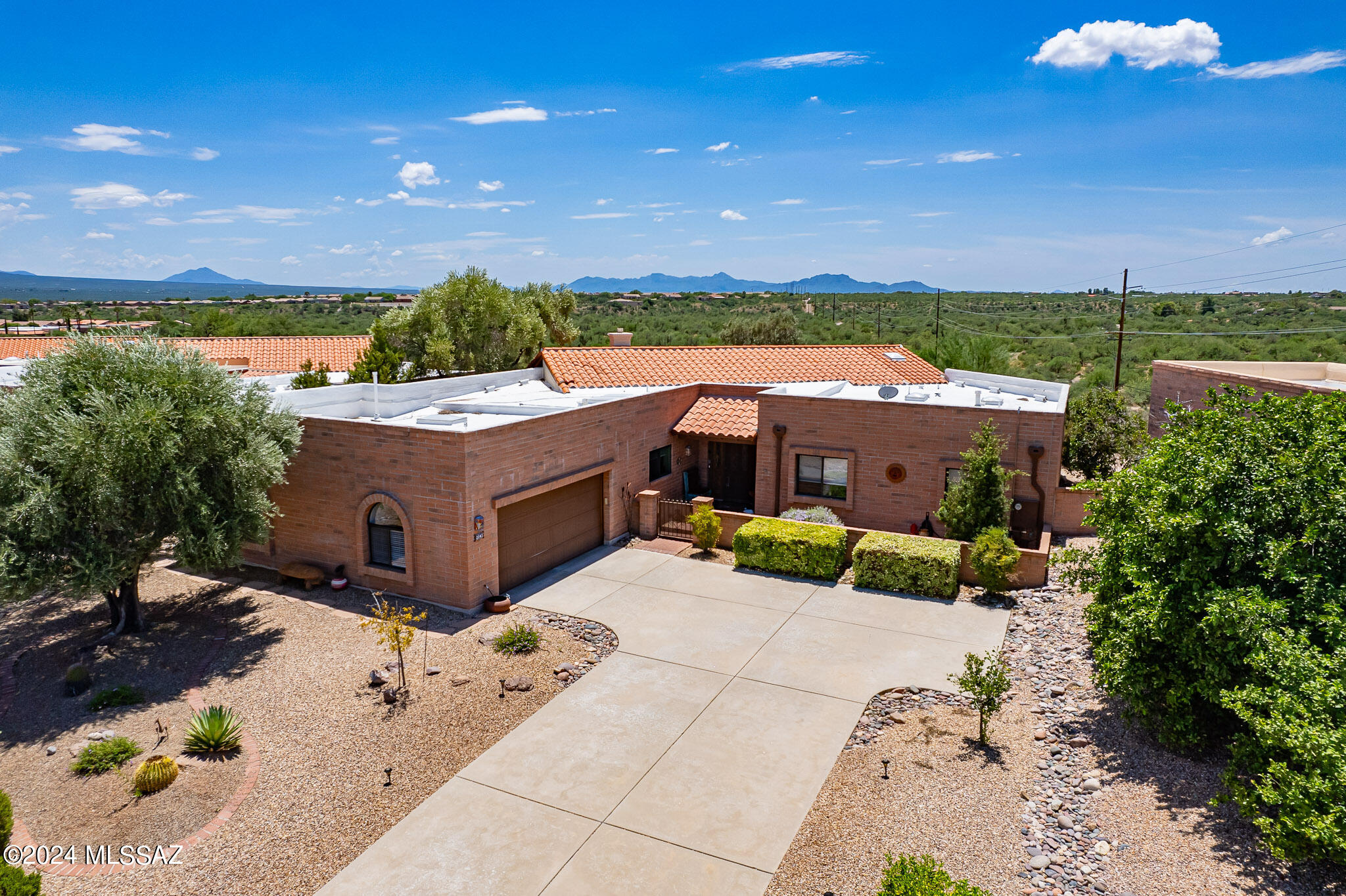 Via Nuevo Leon , Green Valley, AZ 85622 #1