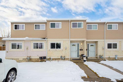 37-5520 1 Ave Se, Calgary, AB, T2A5Z7 | Card Image