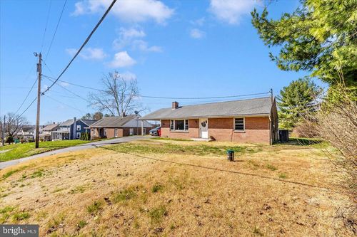 15639 Clear Spring Rd, WILLIAMSPORT, MD, 21795-3068 | Card Image