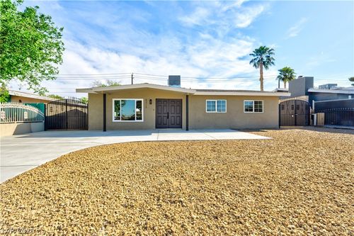 4313 Vegas Valley Dr, Las Vegas, NV, 89121-7127 | Card Image