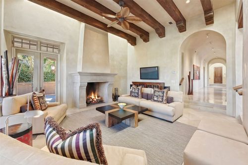4 Avenida Herrera, Santa Fe, NM, 87506 | Card Image