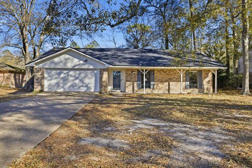112 Inwood St, Silsbee, TX, 77656-6304 | Card Image