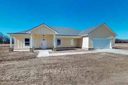 1211 Smyrna Rd, Sunset, TX, 76270-6332 | Card Image