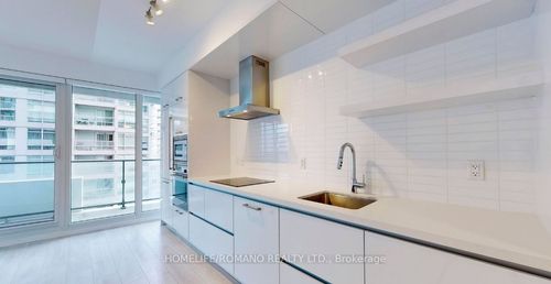 2206-2221 Yonge St, Toronto, ON, M4S0B8 | Card Image
