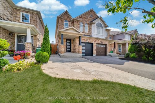 562 Orange Walk Cres, Mississauga, ON, L5R0A3 | Card Image