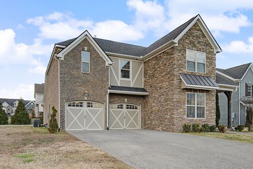501 Lingering Way, Hendersonville, TN, 37075-1509 | Card Image