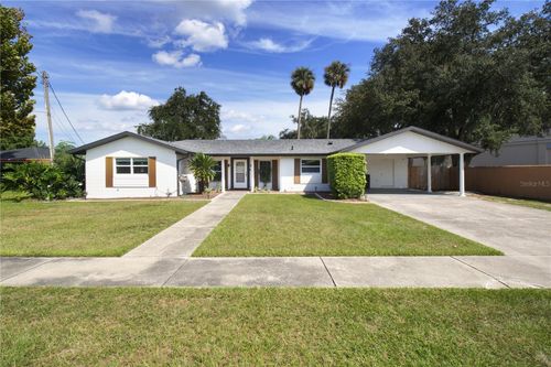 920 Orange Ave, TAVARES, FL, 32778-2338 | Card Image