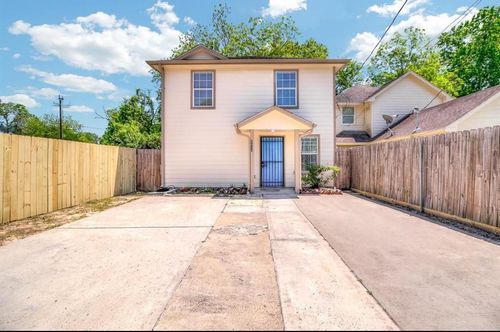 6634 Tuskegee St, Houston, TX, 77091-2130 | Card Image