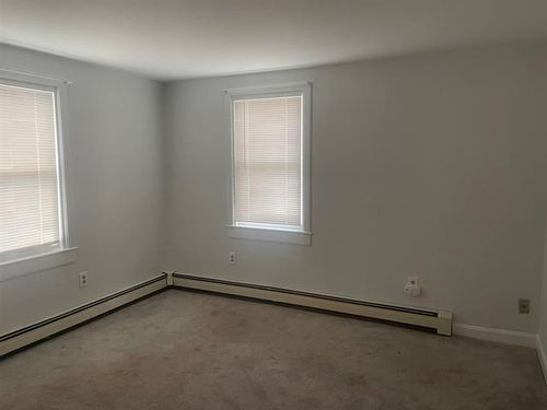 1-84 Warren St, Concord, NH, 03301-3806 | Card Image