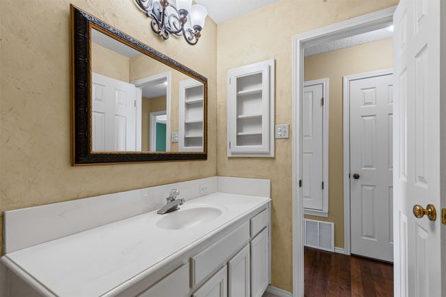 1505 Hyde Park Blvd, House other with 3 bedrooms, 2 bathrooms and null parking in Cleburne TX | Image 18