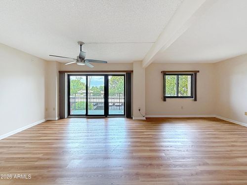 c222-10330 W Thunderbird Boulevard, Sun City, AZ, 85351 | Card Image