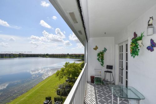 apt-402c-1401 Sw 134th Way, Pembroke Pines, FL, 33027-1897 | Card Image