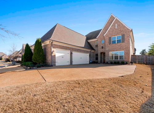 10075 Winding Cross Ln, Collierville, TN, 38017 | Card Image