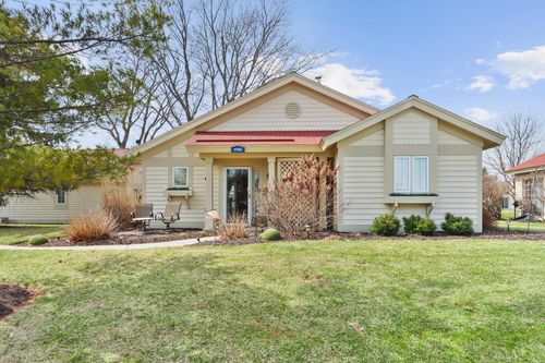 7-16-1755 Cottage Dr, Lake Geneva, WI, 53147-4852 | Card Image