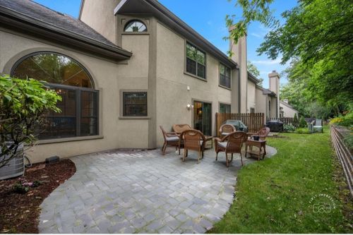 1242 Hobson Oaks Dr, Naperville, IL, 60540-8146 | Card Image
