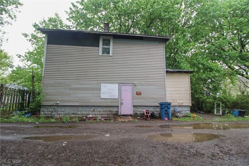 298 S Stateline Rd, Masury, OH, 44438 | Card Image