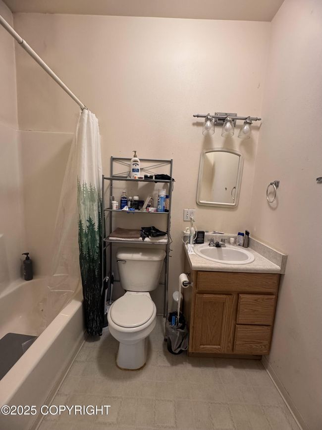 Unit C Master Bath | Image 10