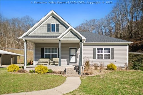2935 Newhouse Dr, Charleston, WV, 25302-1588 | Card Image