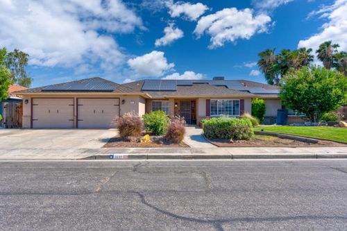 1037 Jackson Ave, Los Banos, CA, 93635-4814 | Card Image