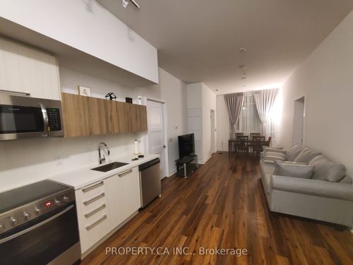 104-25 Neighbourhood Lane, Etobicoke, ON, M8Y0C4 | Card Image