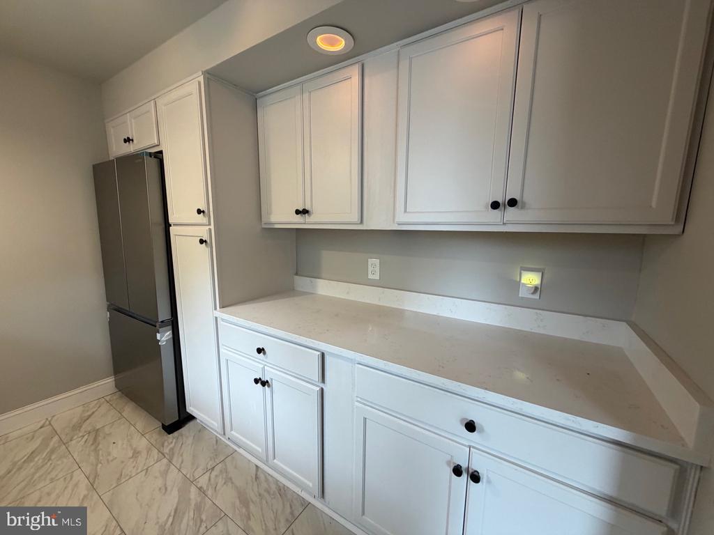 Residential Lease in EWING 4