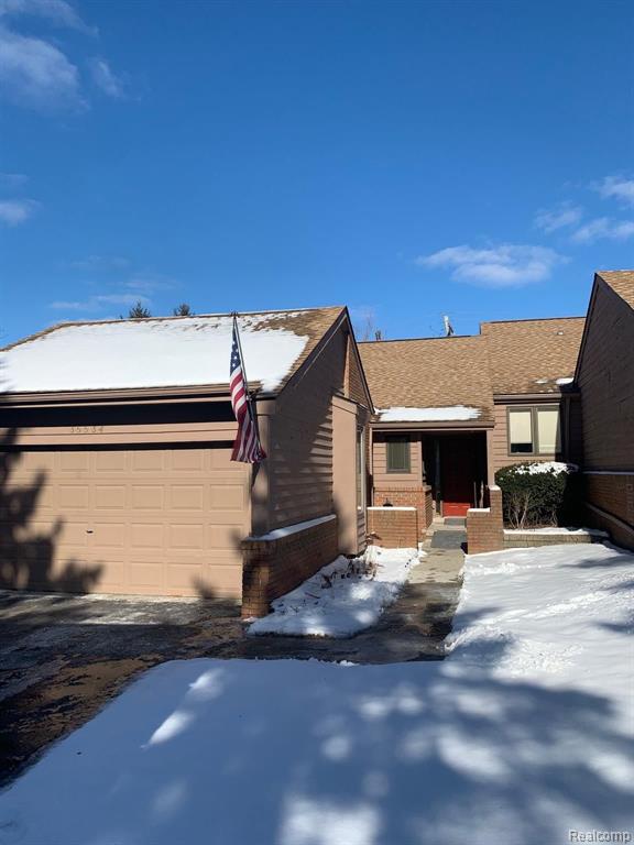 19 35534 Lark Harbor Court, Sold in Farmington Zoocasa