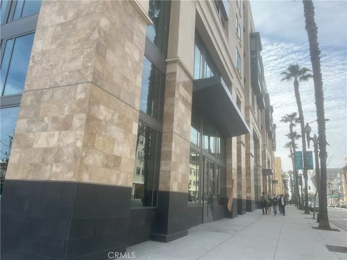 3002-39 S Los Robles Ave, Pasadena, CA, 91101-6901 | Card Image