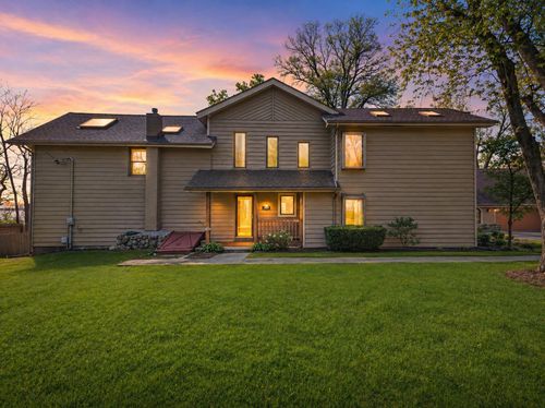 19W681 109th St, Lemont, IL, 60439-8901 | Card Image