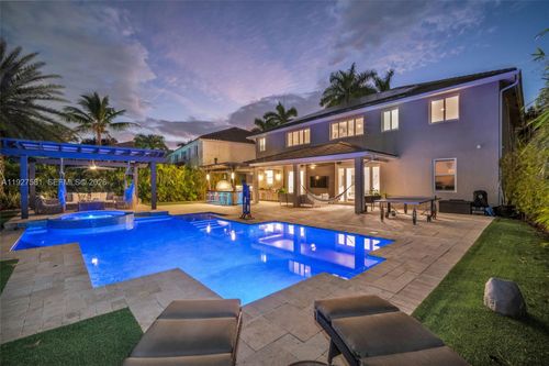 3825 Heron Ridge Ln, Weston, FL, 33331-3721 | Card Image