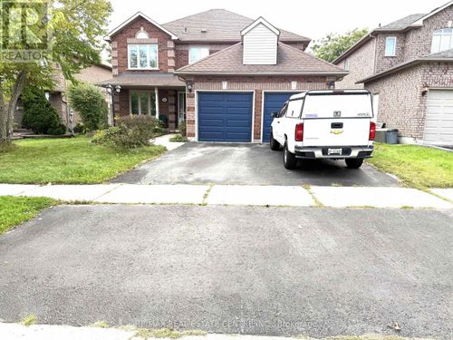 28 Mcivor Street, Whitby (Rolling Acres), ON, L1R2L7 | Card Image