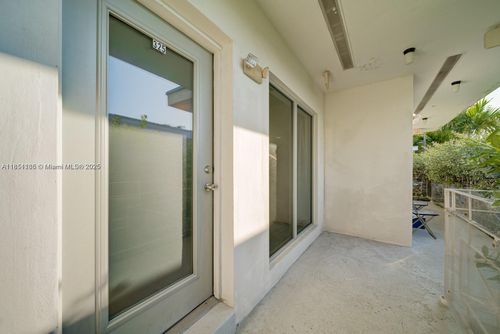 apt-325-1568 Pennsylvania Ave, Miami Beach, FL, 33139-3638 | Card Image