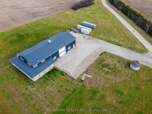 1575 Dobbyn Rd, House other with 2 bedrooms, 2 bathrooms and 20 parking in Alvinston ON | Image 38