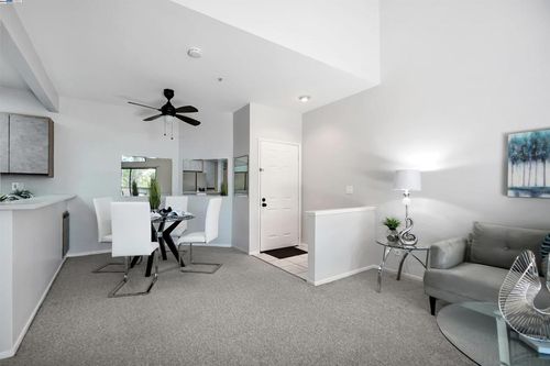 334-25850 Kay Ave, Hayward, CA, 94545-2136 | Card Image