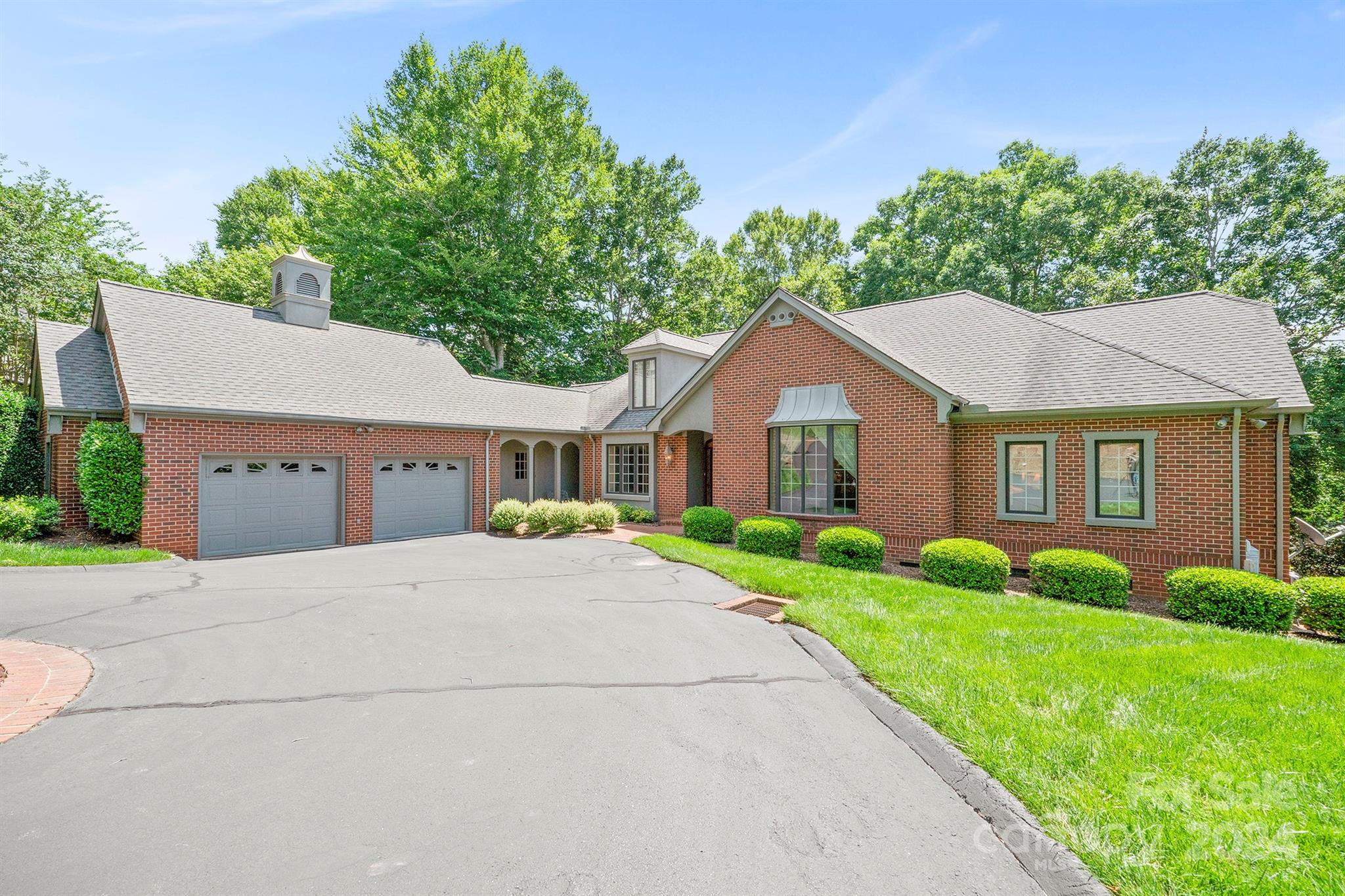44th Avenue Cir, Hickory, NC 28601