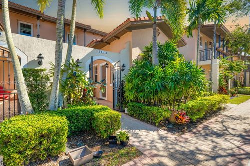 0-1413 Sw 147th Ter, Pembroke Pines, FL, 33027-6187 | Card Image