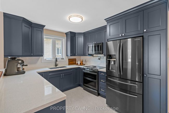 18 Sable Dr, House other with 4 bedrooms, 3 bathrooms and 4 parking in Ancaster ON | Image 6