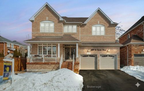 4829 St Martin Mews, Mississauga, ON, L5M7J9 | Card Image