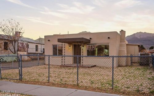 front-8929 Robert, El Paso, TX, 79904 | Card Image