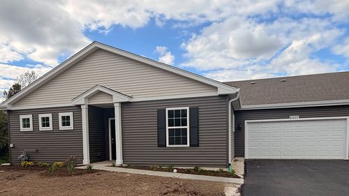 6507 Juniper Dr, Wonder Lake, IL, 60097-1309 | Card Image