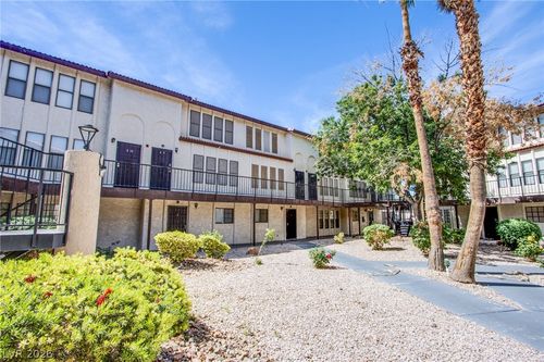 9-2080 Karen Ave, Las Vegas, NV, 89169-1776 | Card Image