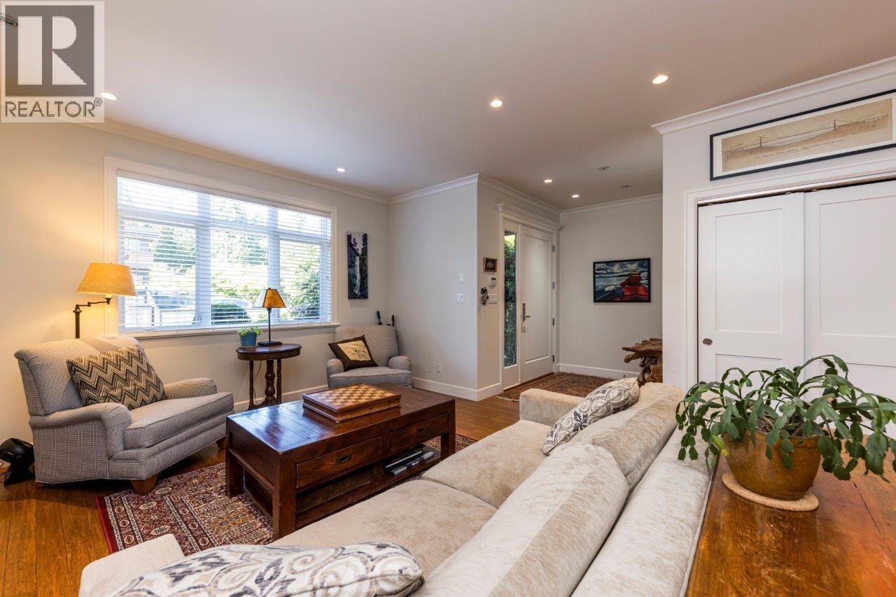 Residential in North Vancouver 2