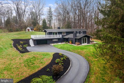 2 Walnut Ridge Rd, WILMINGTON, DE, 19807-1634 | Card Image