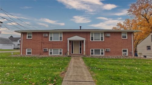 349 Churchill Rd, Girard, OH, 44420-1936 | Card Image