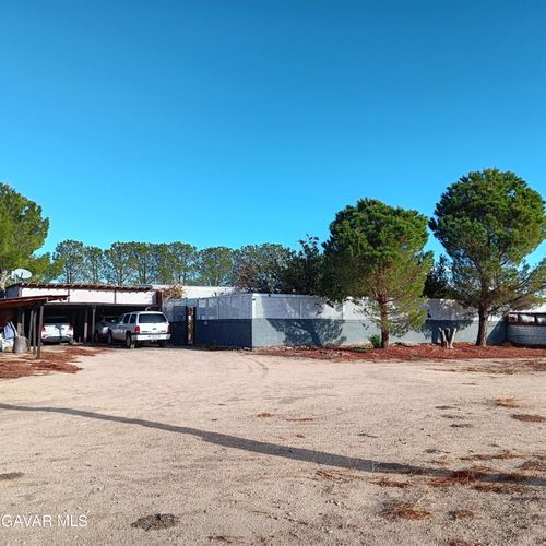 10364 15th St E, Mojave, CA, 93501-7276 | Card Image