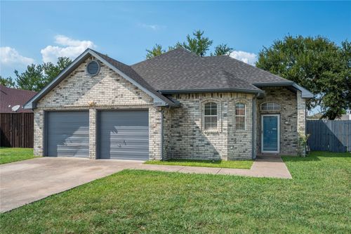 12705 Winter Park, Balch Springs, TX, 75180-3057 | Card Image