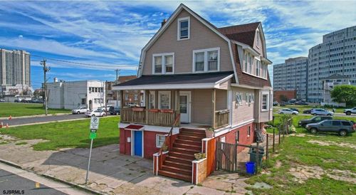 205 S Vermont Ave, Atlantic City, NJ, 08401-7800 | Card Image