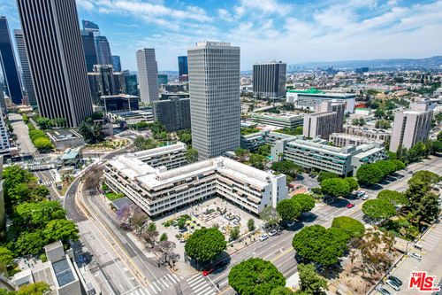 apt-431-121 S Hope St, Los Angeles, CA, 90012-5018 | Card Image