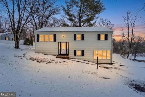 5 Locust Cir, ETTERS, PA, 17319-9711 | Card Image